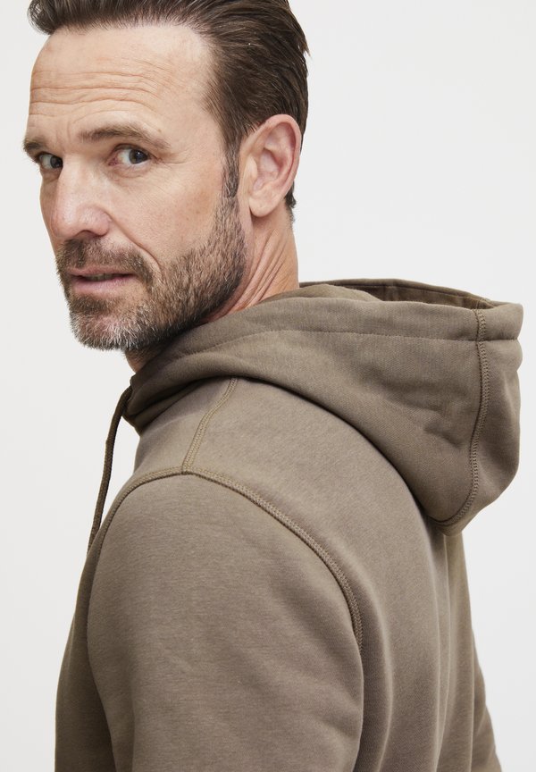 FQWilliam - Hoodie - bungee cord2