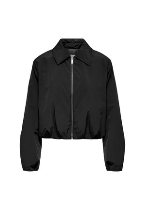 Mustast kerge materjaliga lühike jakk, millel on ees täielik hõbedane lukk, lai krae ja pikad varrukad elastsete varrukaotstega.