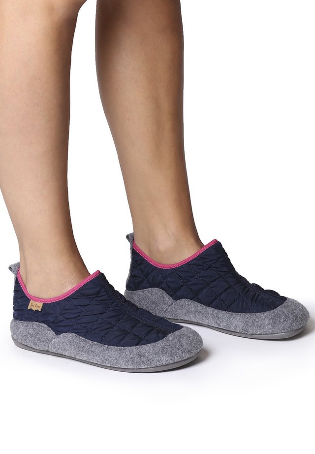 MARE-UM - Slippers - mari