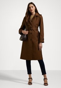 Lauren Ralph Lauren BELTED COTTON BLEND TRENCH COAT - Kišni ogrtač - dark terracotta