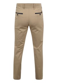 Khaki broek met een slanke pasvorm, met twee achterzakken met marineblauwe afwerking en knoopsluitingen. Gladde katoen stof, op maat gemaakt ontwerp.