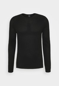 Schwarzer gestrickter Pullover mit langen Ärmeln und rundem Halsausschnitt, der ein strukturiertes Muster sowie gerippte Bündchen und Saum aufweist.