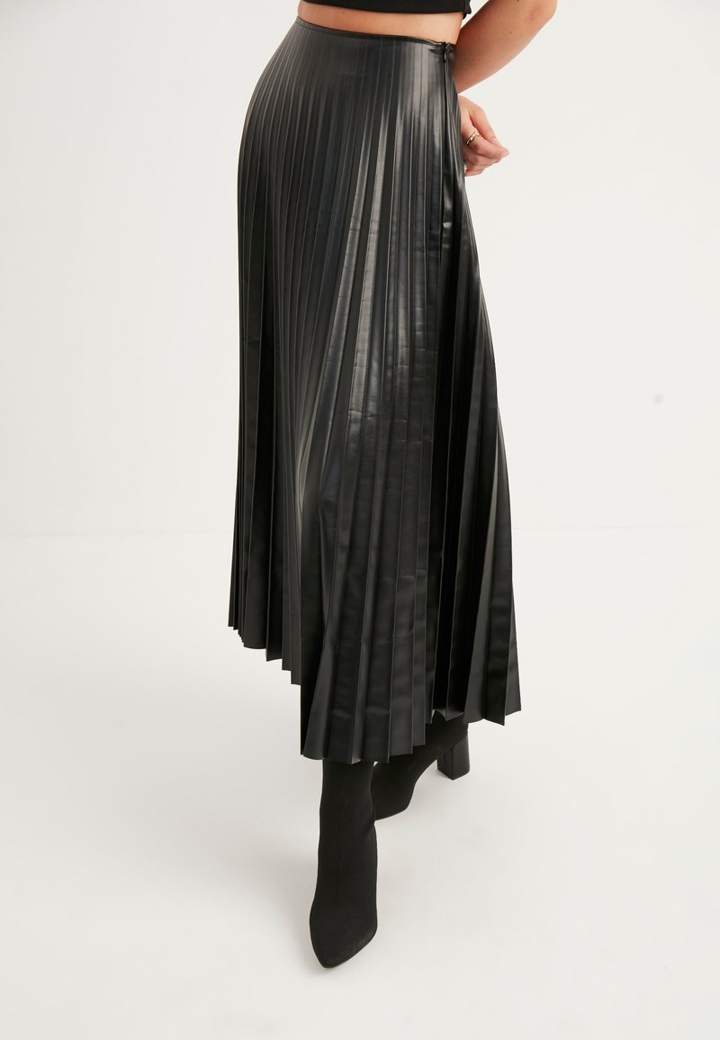 Herita Plooirok - black