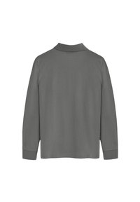 Långärmad, skjortkrage i solid grått tyg. Slät textur med ribbade ärmslut, designad för en avslappnad passform och minimala sömmar.