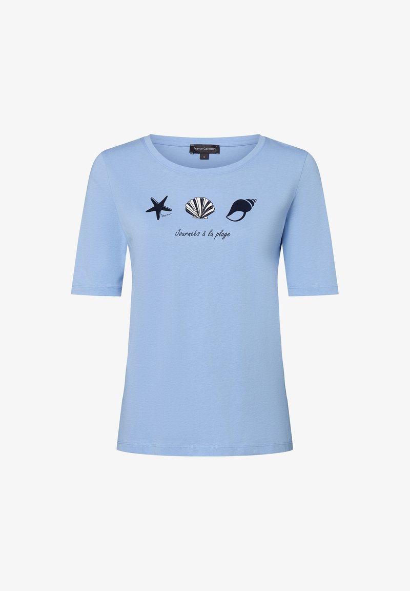 Light blue short-sleeve t-shirt made of soft fabric, featuring black embroidered designs of a starfish, shell, and seashell with the text "Journées à la plage".