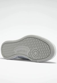 Reebok Classic CLUB C 85 - Sneakers - cloud white   cloud white   pure grey