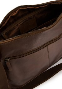 VENEZIA CROSS-BODY - Umhängetasche - brown