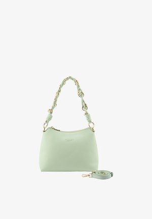 Hellgrüne Handtasche mit geflochtenem Griff und goldenen Kettenakzenten, mit abnehmbarem Schulterriemen und Reißverschluss.
