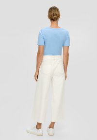 s.Oliver T-Shirt basic - himmelblau