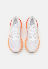 ASICS NOVABLAST 4 - Road running shoes - white/moonrock