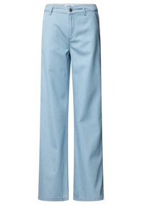 Pantalon large bleu clair en denim doux, avec une fermeture à boutons sur le devant et des coutures soigneusement réalisées.