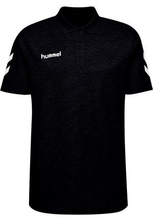 Polo nero con colletto classico, maniche corte e logo Hummel bianco. Presenta distintivi motivi a chevron bianchi sulle spalle.