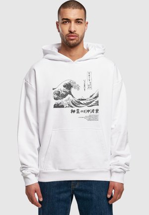 Biely bavlnený hoodie s grafickým vzorom v čiernej farbe, prednou kapsou a kapucňou na sťahovanie. Voľný strih s rebrovanými manžetami a lemom.
