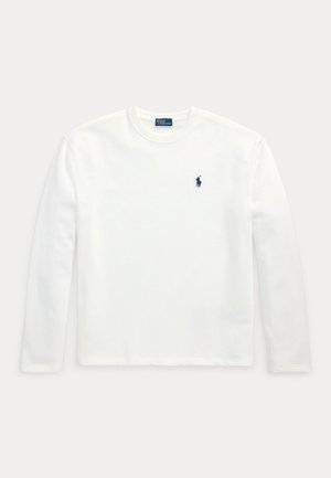 Hvid langærmet t-shirt med rund hals og lille navyblåt broderet polo spiller-logo på venstre bryst.