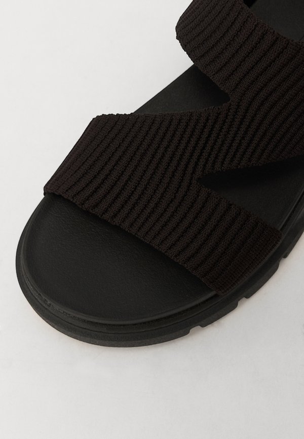 GREYFIELD - Sandals2