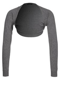 Šedý zkrácený svetr s dlouhými rukávy, vyrobený z měkké, elastické látky. Tělo je střihnuté krátce, s ribovými manžetami a zaobleným výstřihem.