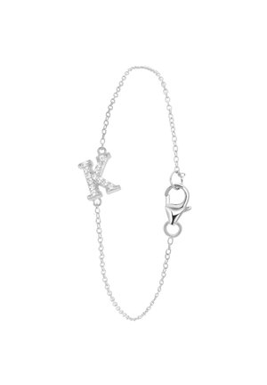 Zilveren schakelarmband met een decoratieve, met diamanten bezette letter "K" en een kreeftsluitingen. Minimalistisch ontwerp met verfijnde schakels.