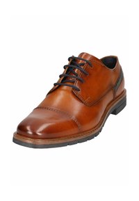 Zapato de cuero marrón con un acabado suave, diseño de cordones, punta redondeada, cordones en contraste azul marino y una suela de goma texturizada.