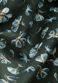 Next PRINTED SINGLE CUFF- REGULAR FIT - Shirt - green floral