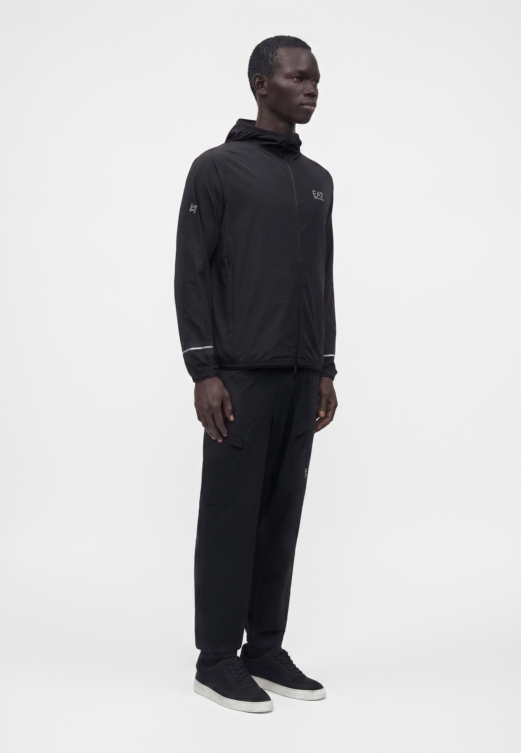 EA7 Emporio Armani VENTUS7 - Summer jacket - black - Zalando.co.uk