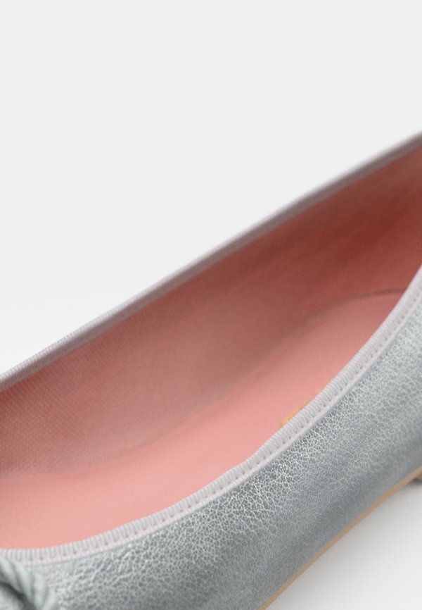 AMI   - Ballet pumps - plata4
