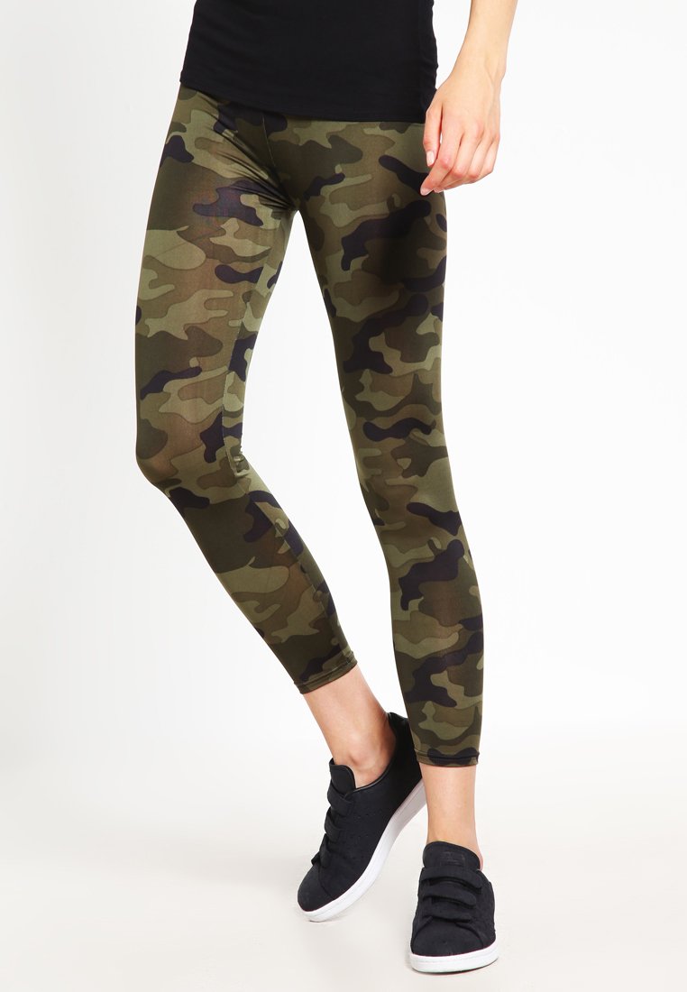 Urban Classics - LADIES CAMO LEGGINGS - Leggings - wood, Ingrandire