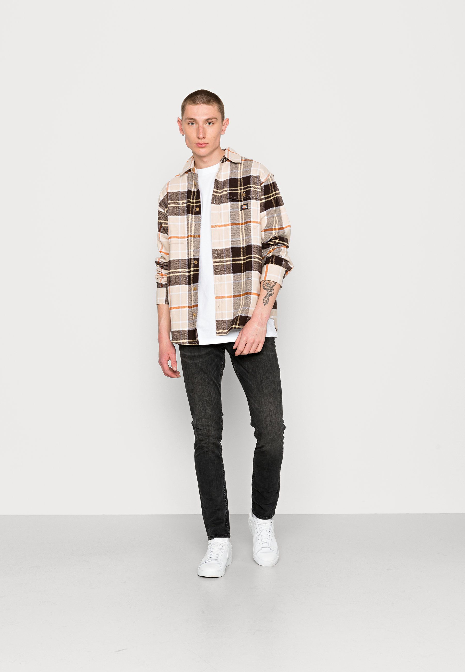 AllSaints RONNIE - Jeans slim fit - washed black/nero denim - Zalando.it