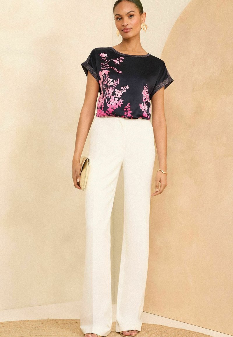 Love & Roses REGULAR FIT - Apdrukāts T-krekls - pink floral