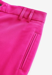 Next REGULAR FIT - TAILORED SLIM - Tygbyxor - hot pink