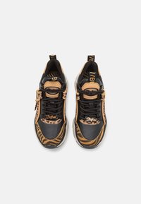 Buffalo BINARY GLAM - Trainers - black