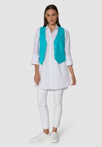 MADELEINE Bodywarmer - karibikblau