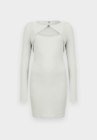 Μίνι φόρεμα με μακριά μανίκια, ελαφρύ γκρι ριμπ πλεκτό ύφασμα, με λαιμόκοψη με άνοιγμα και μικρό ασημί κούμπωμα μπροστά.