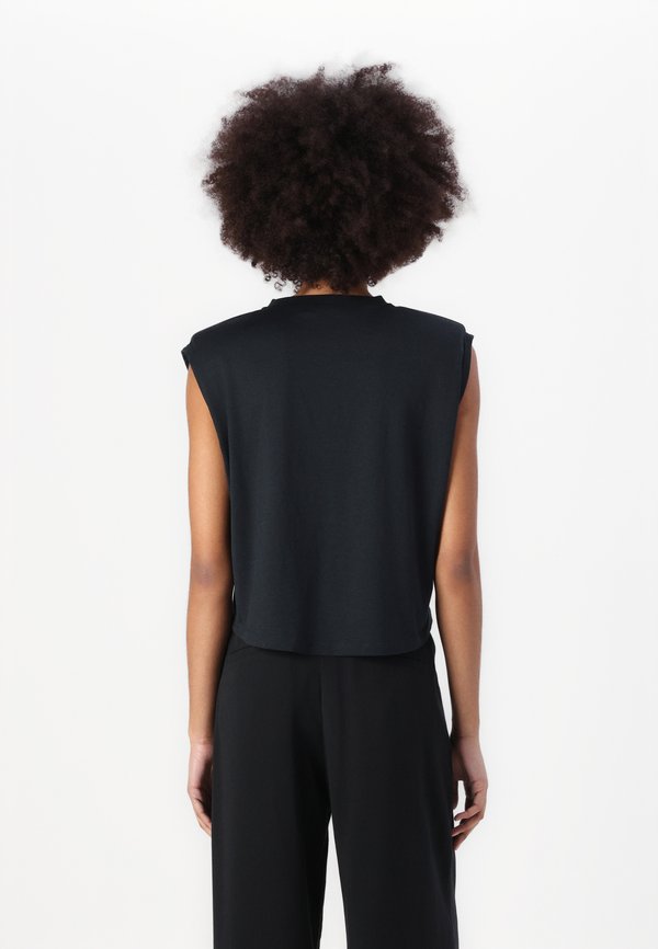 DEE - Top - moonless3