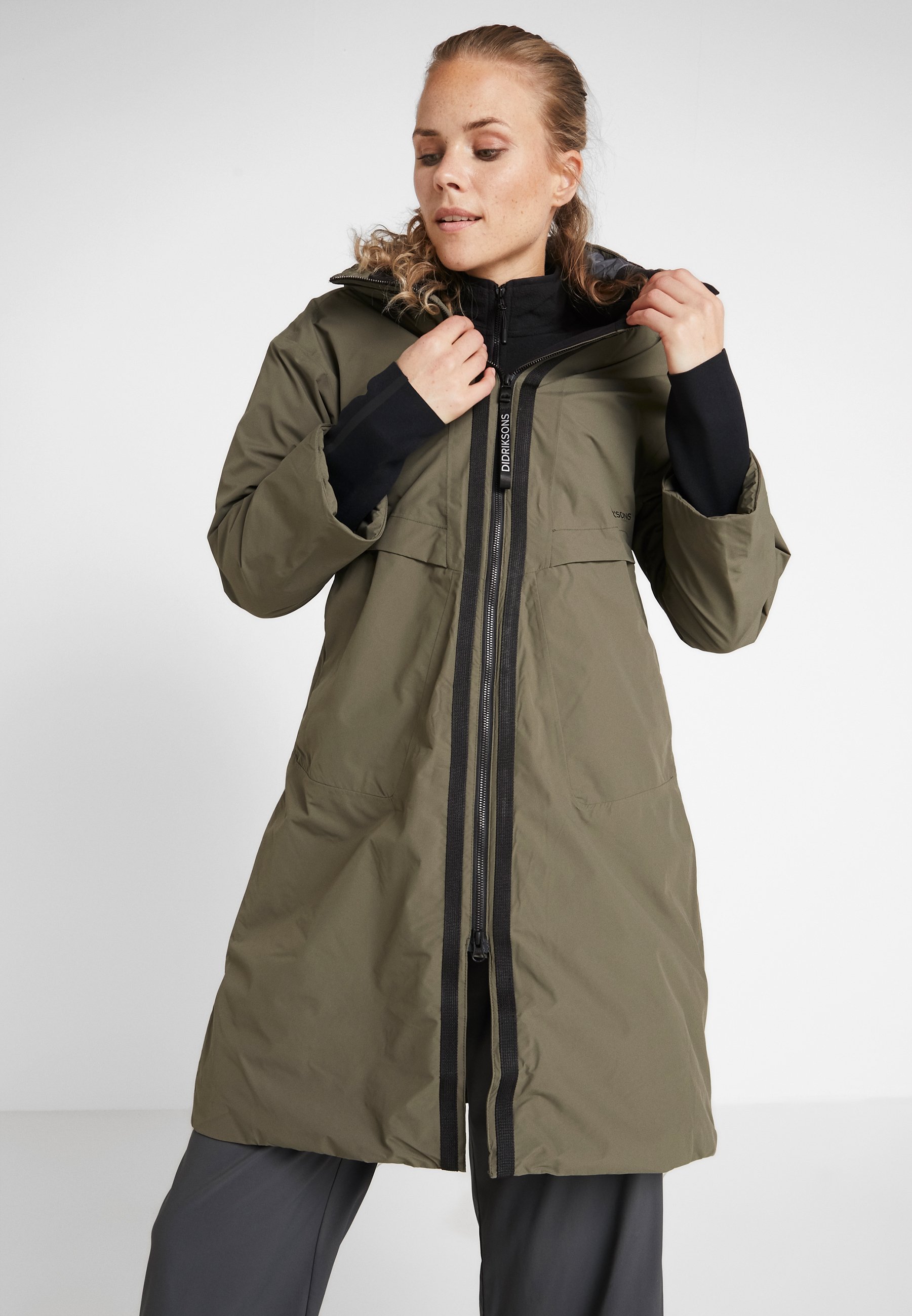 aino women's parka