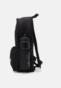 Ellesse ARORA BACKPACK AND WATER BOTTLE SET UNISEX - Iskolai készlet - black