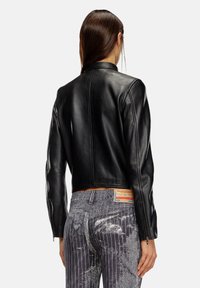 Diesel AYLA - Odinis švarkas - black