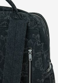 Desigual Tagesrucksack - black