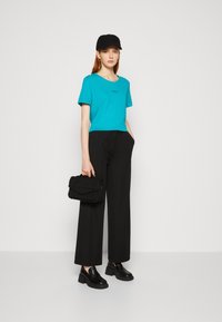 Esprit TEE - T-shirts print - dark turquoise