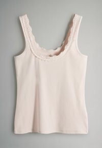Svetloružový tielkový top s rebrovanou textúrou, s vlnkovanou čipkovanou lemovkou okolo výstrihu a širokými ramennými popruhmi.