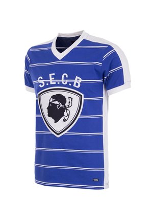 Blauw-wit gestreepte sporttrui met V-hals, witte zijkanten, de tekst "S.E.G.B" en een zwart silhouetembleem op de borst.