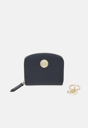 CHIC WALLET AND CHARM SET - Klíčenka - space blue
