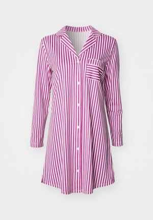 Camicia da notte a righe rosa e bianche con maniche lunghe, tasca sul petto e colletto; realizzata in tessuto leggero.