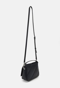 Calvin Klein Jeans QUILTED  BOXY FLAP - Borsa a tracolla - black