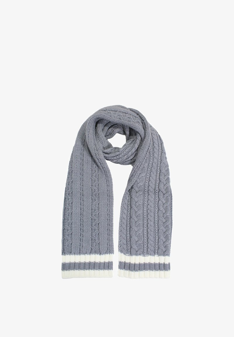 Sciarpa grigia lavorata a maglia con motivi a treccia e a coste, dotata di un orlo spesso a strisce bianche e grigie. Texture morbida, forma rettangolare lunga.
