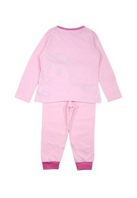 Pyjama long rose avec un pantalon assorti ; présente un corps rose uni et des poignets contrastants en rose sur les manches et le pantalon. Matière en coton doux.
