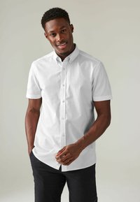 Next STRETCH OXFORD SHORT SLEEVE REGULAR FIT - Ing - white