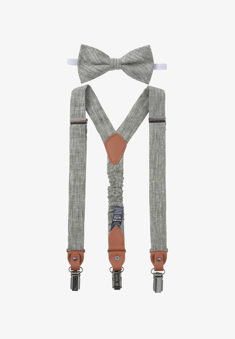 Graue Stoffhosenträger mit braunen Lederakzenten, verstellbaren Clips und einer passenden Fliege. Strukturierte Oberfläche mit einem subtilen Muster.