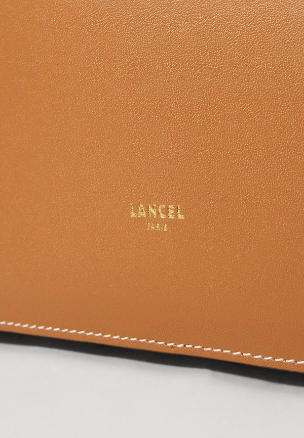 MEDIUM ANGELE TOTE - Tote bag - camel3