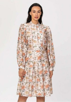 Smart and Joy, Robe chemise - rose