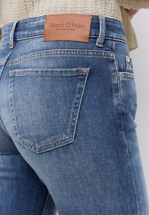 ALBY NORMALER TAILLENHÖHE - Straight leg jeans - clean jean wash